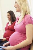 Dosbarthiadau cyn geni / Antenatal classes